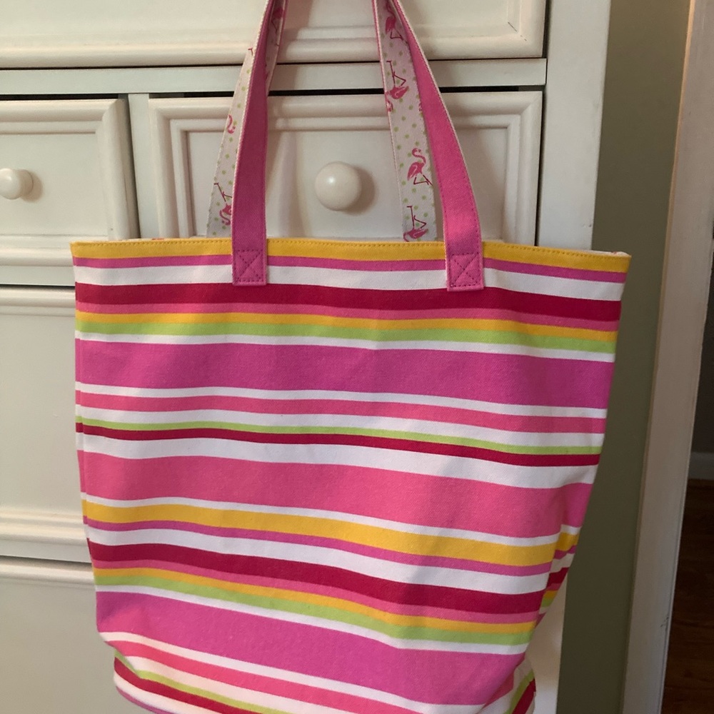 NWOT beach/pool bucket bag